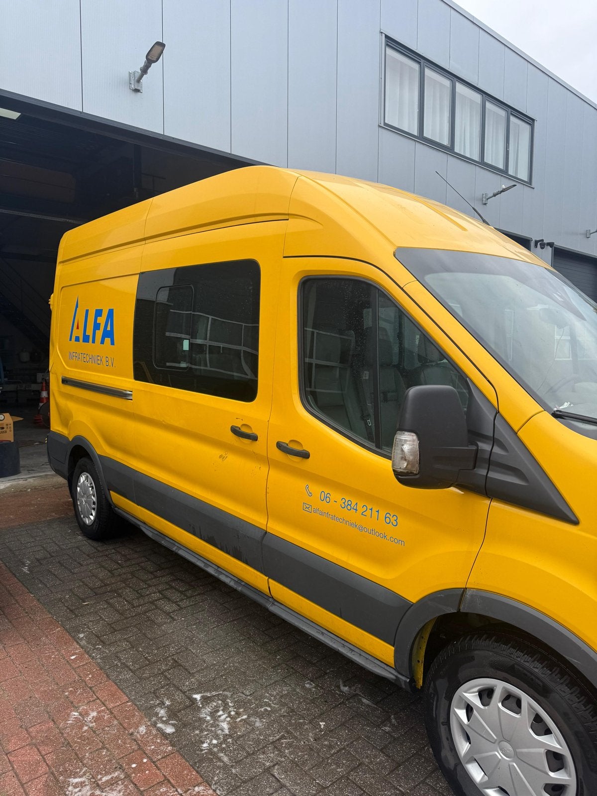 Ford Transit Tdci 125pk RWD Euro5 Dubbel Cabine 7p BTW, Euro 5, 4 cilinders, Grijs, Particulier