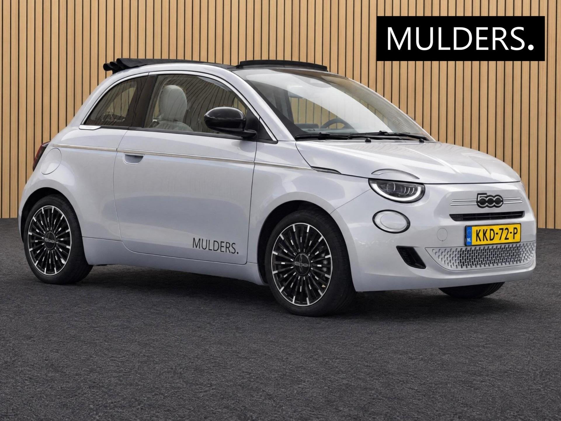 Fiat 500C 1.0 Hybrid La Prima | Navi / Camera / Climate, Auto's, 12 maanden, Gebruikt, Euro 6, 4 stoelen