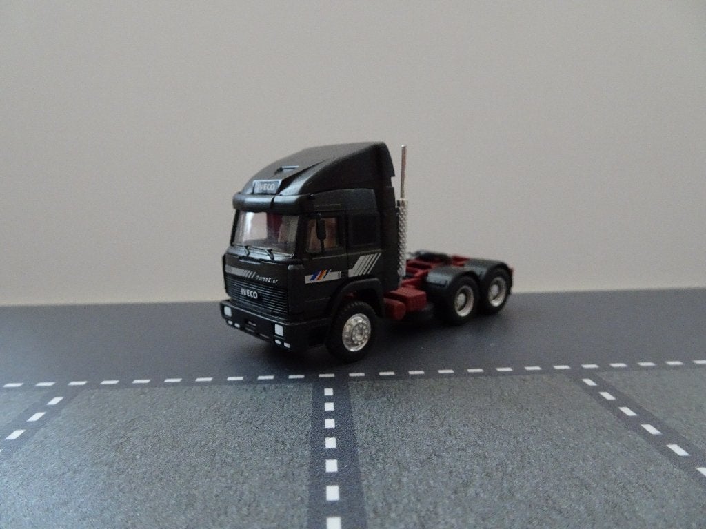 929 herpa iveco turbostar 3-as trekker demo 1:87 truck trein, Ophalen of Verzenden, Zo goed als nieuw, Bus of Vrachtwagen, Herpa