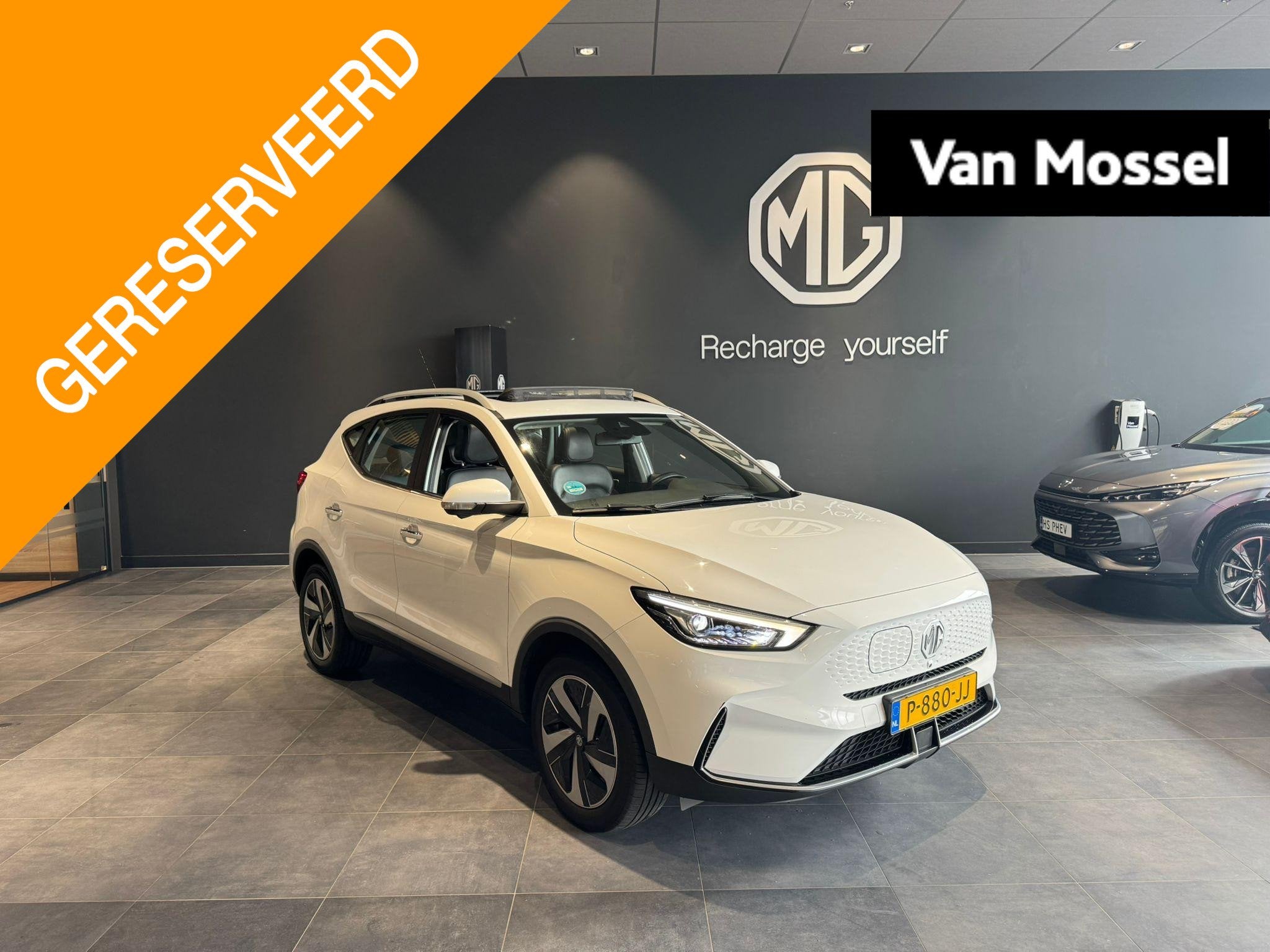 MG ZS EV Standard Range Luxury 50 kWh | Leder | Led Koplampe, Auto's, 12 maanden, Gebruikt, ZS, Wit