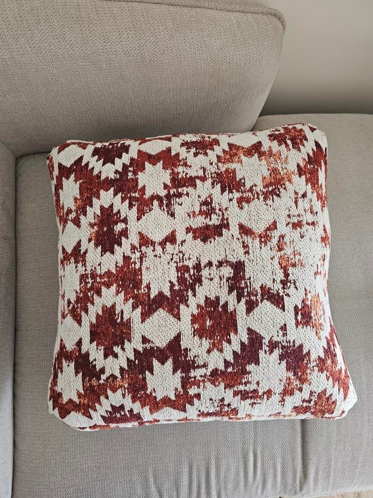 Nieuwe poef van Casa - Nooit gebruikt, Ophalen of Verzenden, Nieuw, Rood, Rechthoekig