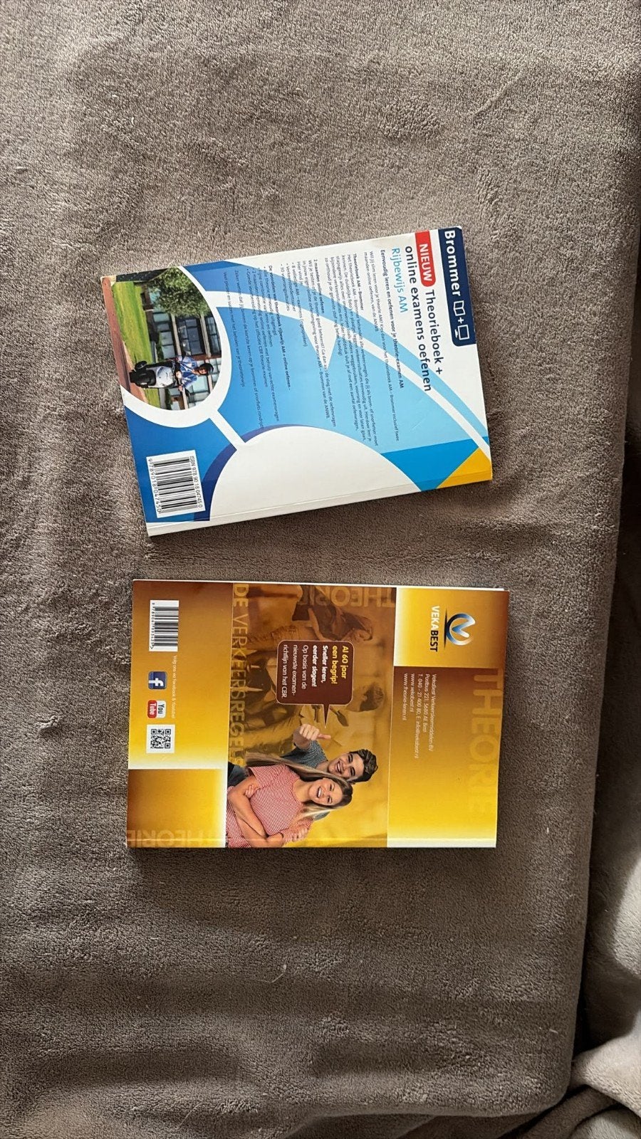 Brommer Rijbewijs AM Theorieboek + Online Examens, Ophalen of Verzenden, Gelezen, Overige niveaus