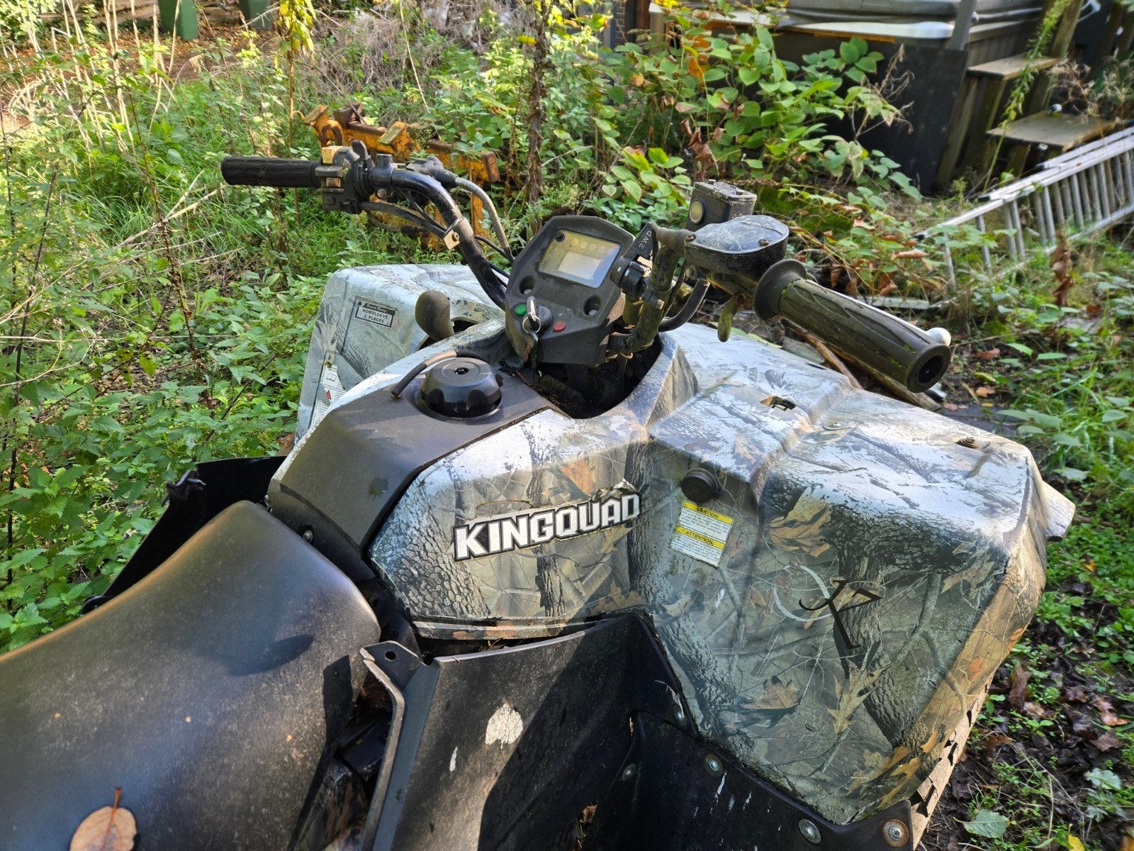 2 Quads: Suzuki KingQuad (opknapper) & Kawasaki KVF360