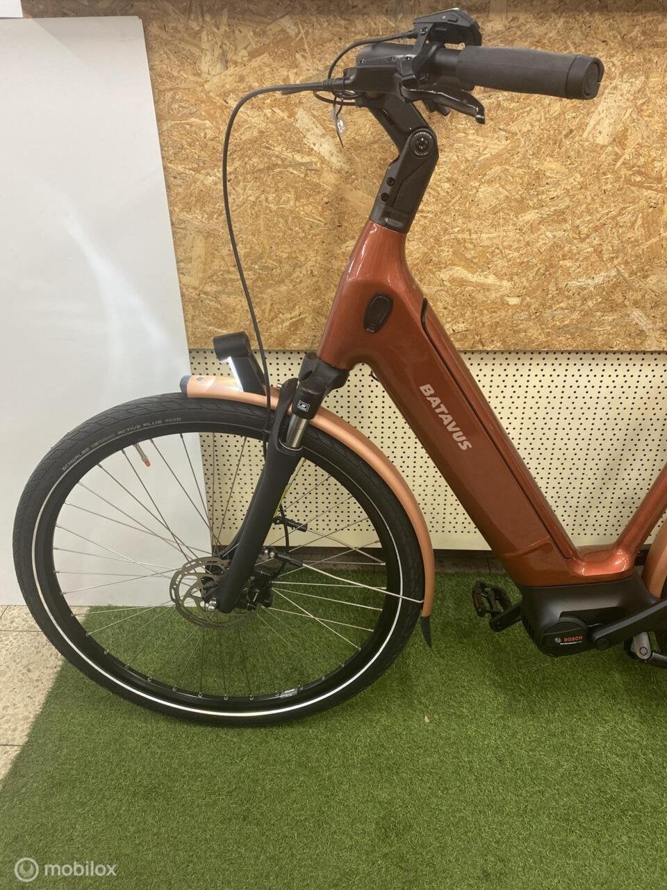 Foto 11 van BATAVUS FINEZ PT E GO POWER BOSCH 750WH 57 CM 5V NIEUW