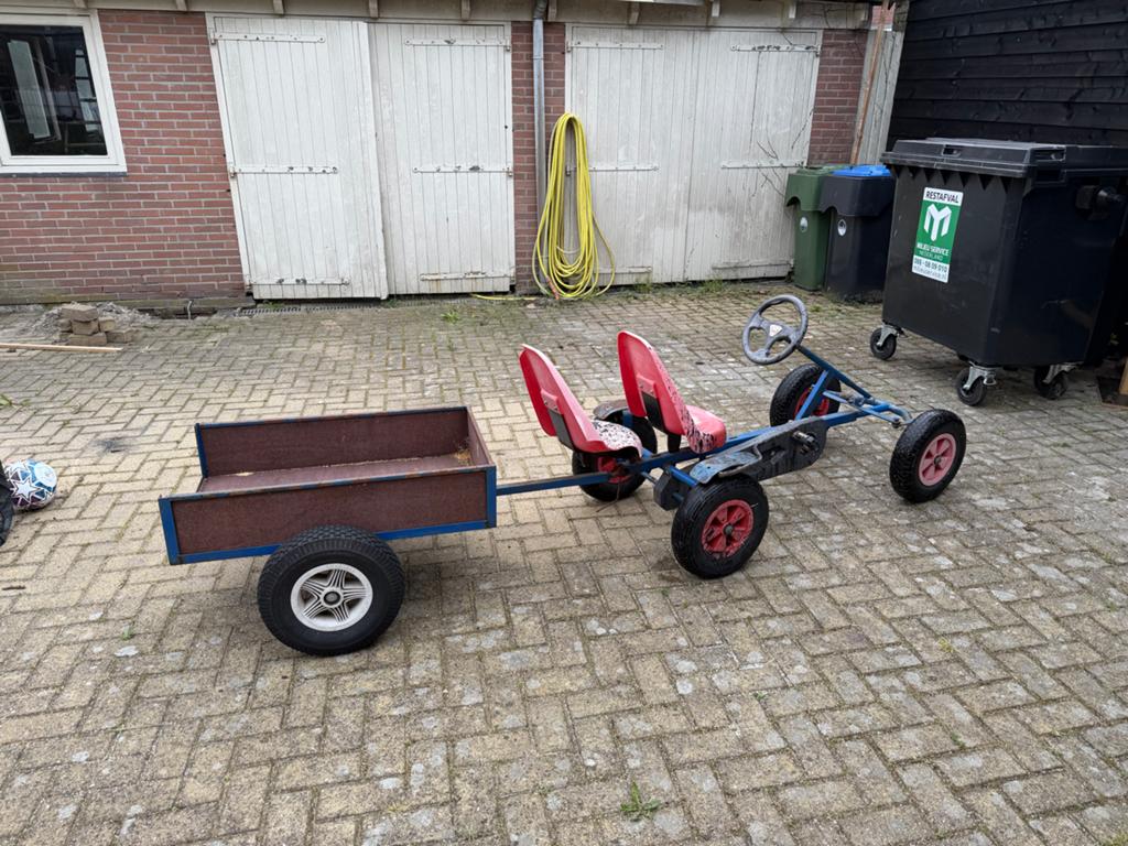 Berg skelter met aanhanger en extra zitje., Ophalen, Gebruikt, Berg