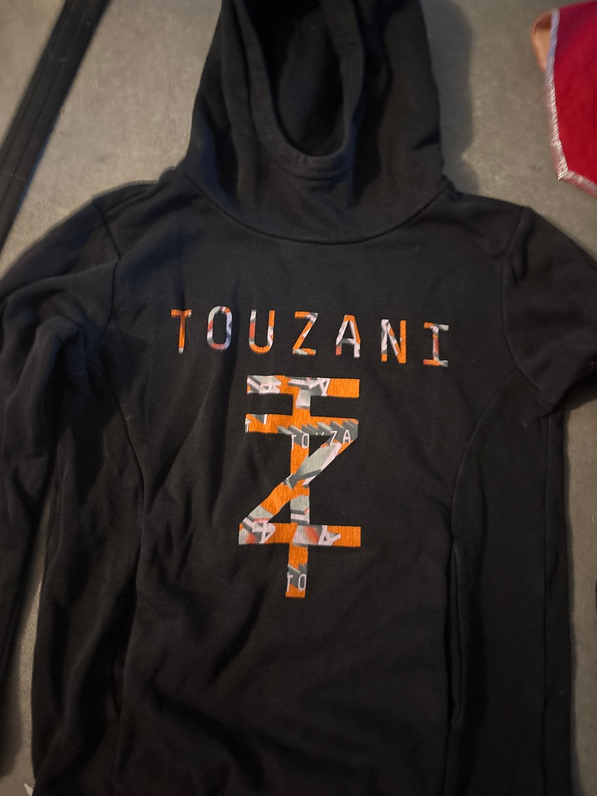 Touzani Hoodie Zwart met Oranje Logo, Ophalen of Verzenden, Gedragen