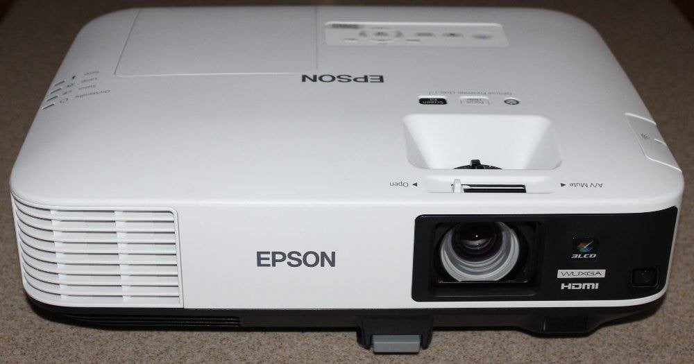 Epson EB-2265U Beamer | 5500  Ansi |  < 900 branduren, Epson, Ophalen of Verzenden, Zo goed als nieuw, LCD