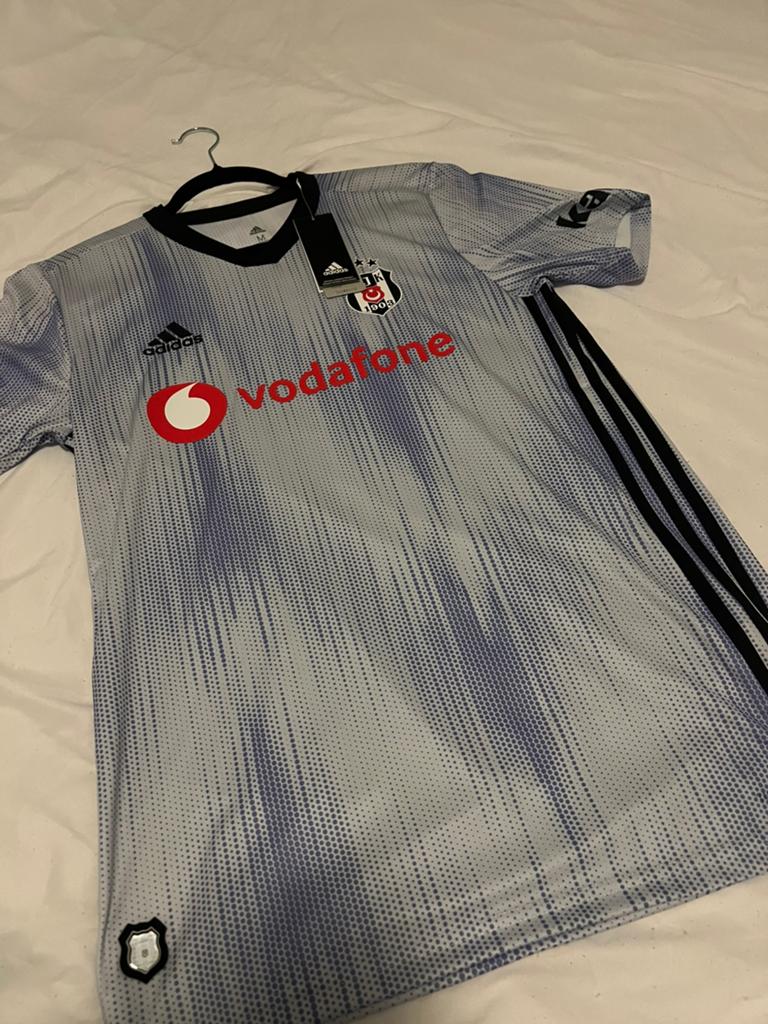 Besiktas uitshirt, maat M, Overige kleuren, Maat 48/50 (M), Nieuw, Ophalen of Verzenden