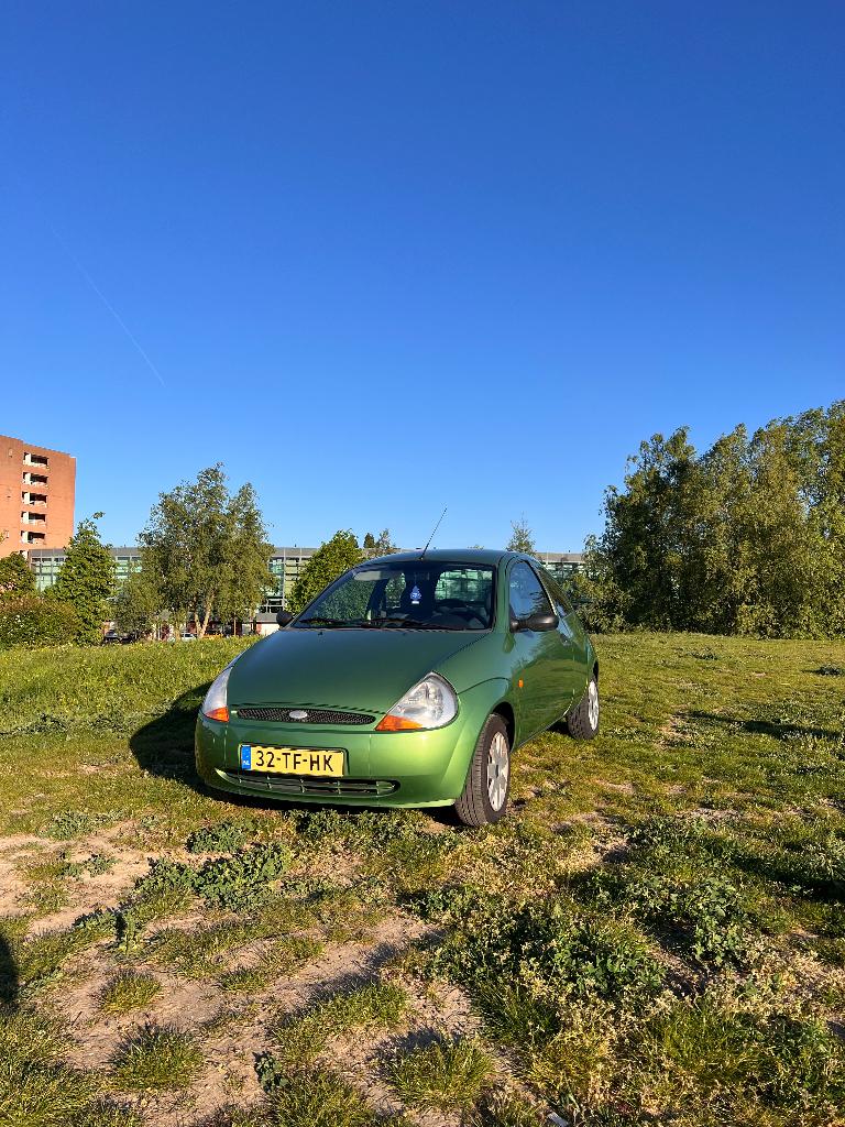Ford Ka 1.3 I 2006 Appel Groen, Voorwielaandrijving, 1299 cc, Stof, 31 €/maand