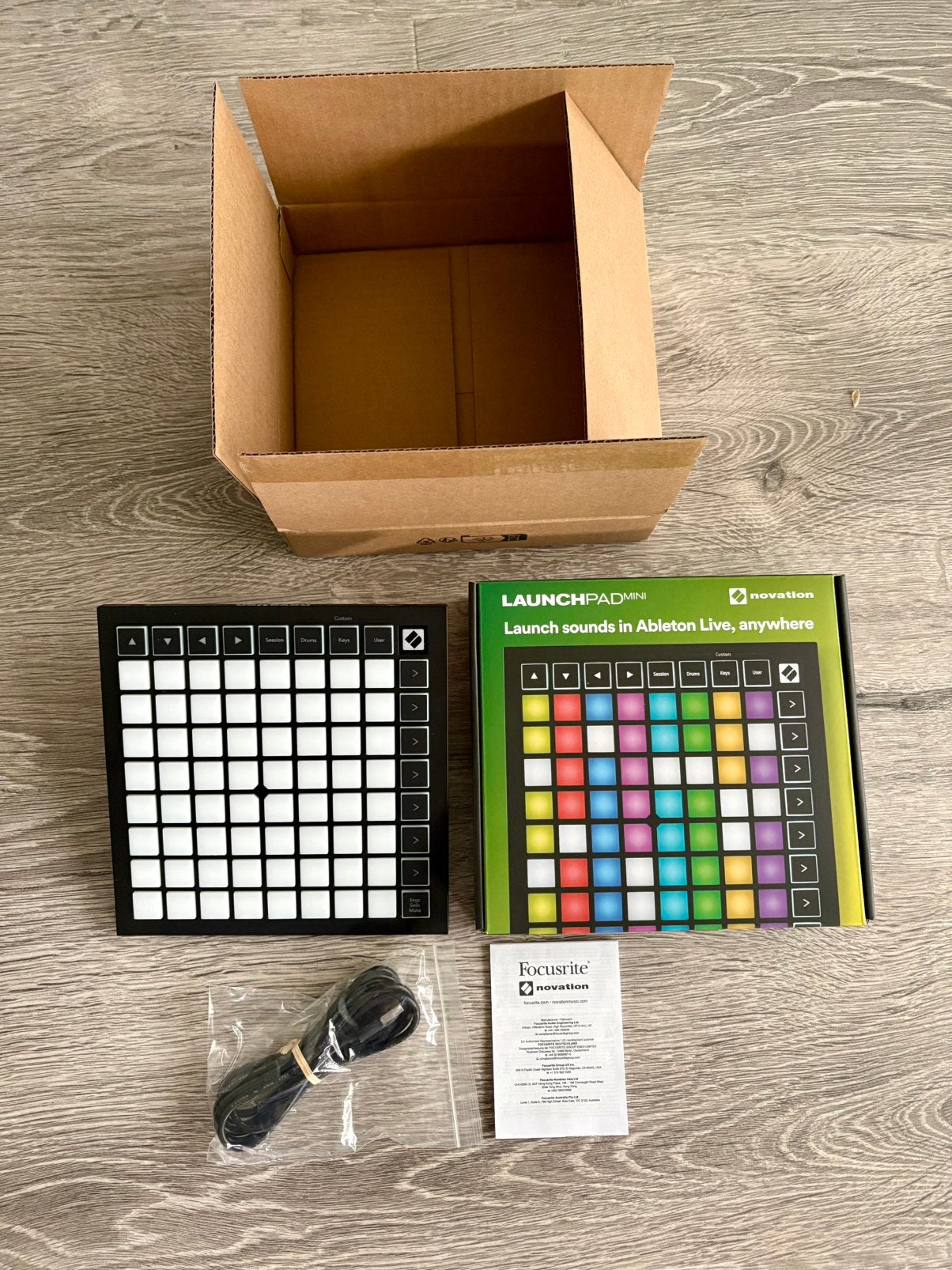 Novation Launchpad Mini MK3 (Ableton DAW controller), Ophalen of Verzenden, Zo goed als nieuw