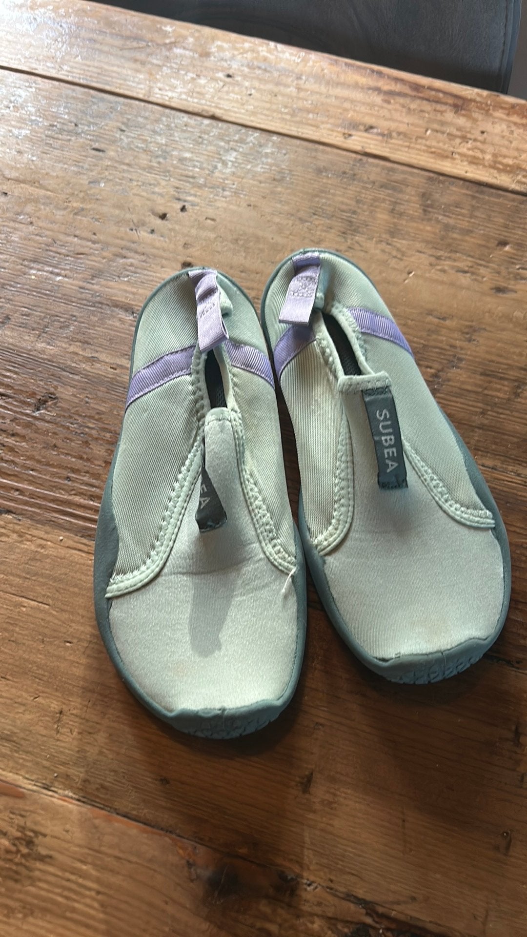 Water schoenen subea van de decathlon, Kinderen en Baby's, Kinderkleding | Schoenen en Sokken, Ophalen of Verzenden, Zo goed als nieuw