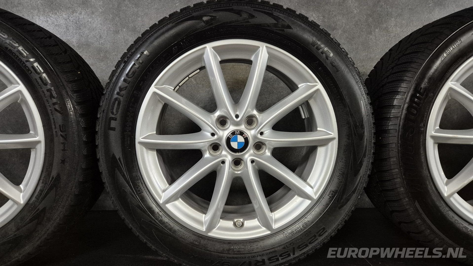 17 inch BMW velgen winterbanden X1 F48 X2 F39 Styling 574