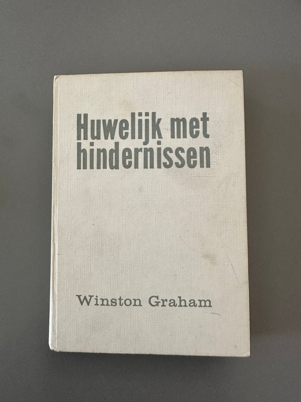 Huwelijk met hindernissen - Winston Graham (Boek), Boeken, Ophalen of Verzenden, Gelezen, Nederland