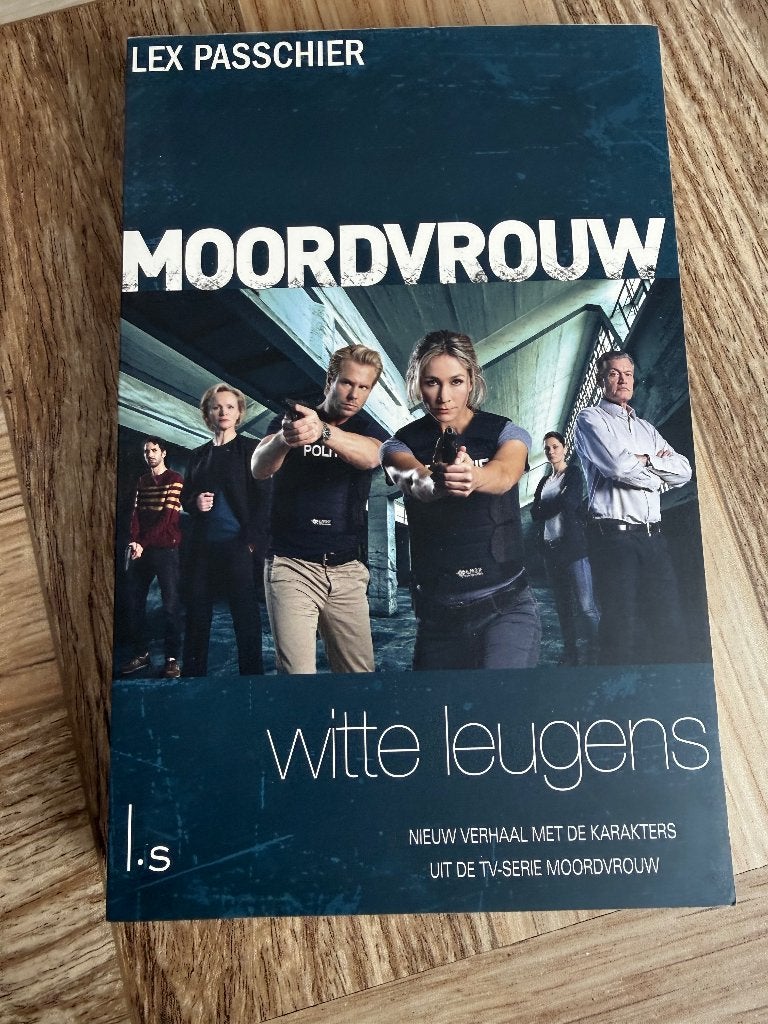 Moordvrouw witte leugens boek Lex passchier, Ophalen of Verzenden, Zo goed als nieuw