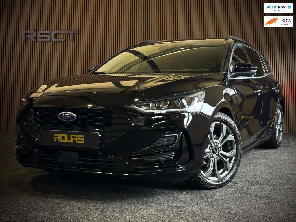 Ford Focus 1.0 Ecoboost Hybrid ST-Line|ACC|Lane|Blindspot|Ca, Stof, Gebruikt, Zwart, Zwart