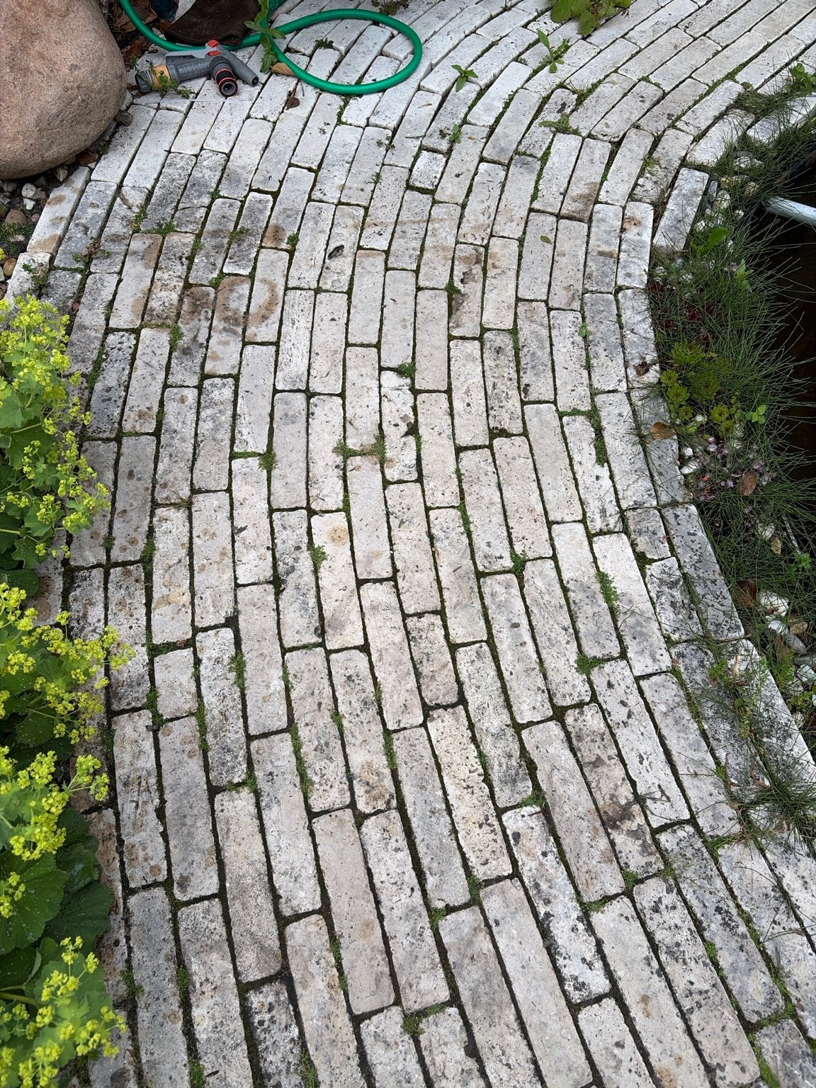 Witte getrommelde waaltjes, Tuin en Terras, Tegels en Klinkers, Ophalen, Gebruikt, Beton, Klinkers