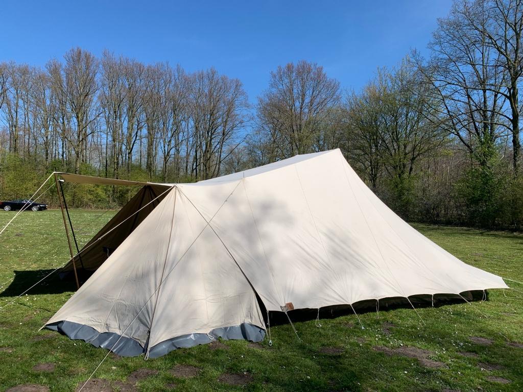 De Waard Vergrote Zilvermeeuw 6p familietent met voorluifel, Caravans en Kamperen, Ophalen, Gebruikt, Tot en met 6