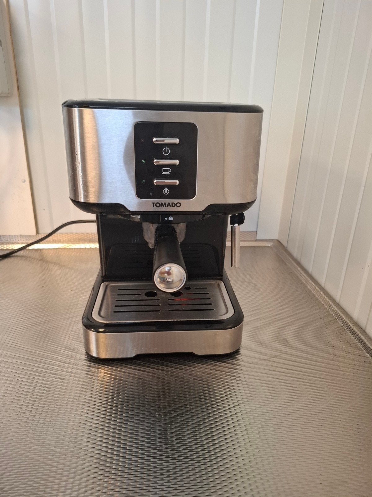 Koffiezetapparaat Tomado, Gebruikt, Koffiemachine, Ophalen of Verzenden, Gemalen koffie