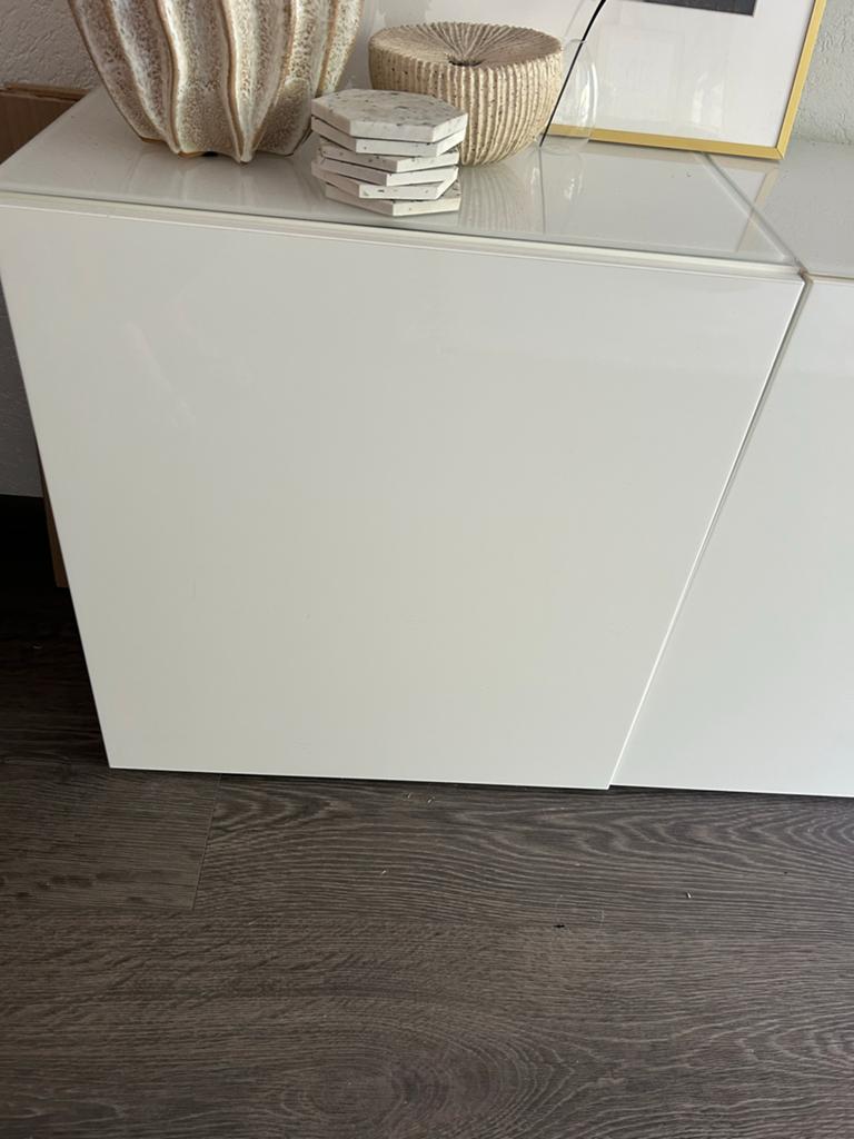 2x IKEA Besta hoogglans wit 60cm met glasplaat, Ophalen, Gebruikt