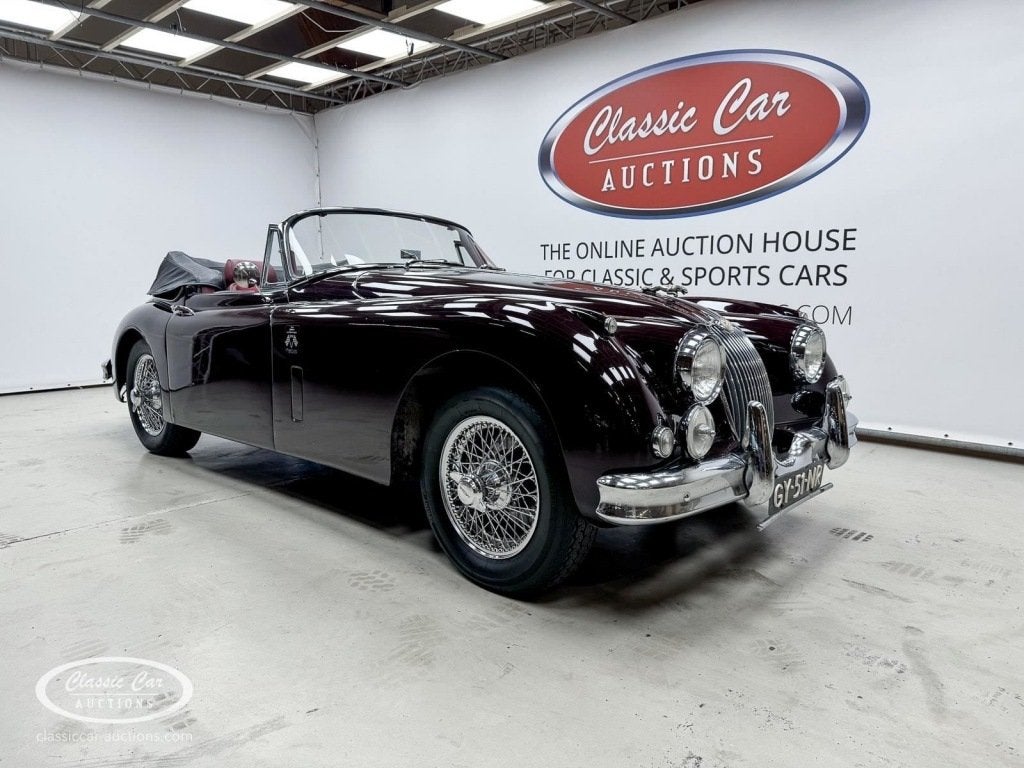 Jaguar XK DHC - ONLINE AUCTION, Auto's, Bedrijf, Handgeschakeld, Rood, Geïmporteerd