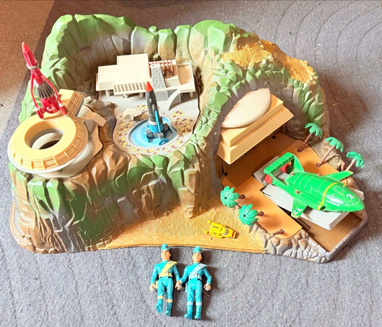 Vintage Thunderbirds Tracy Island Speelset met Figuren, Gebruikt, Marchbox, Matchbox, Ophalen of Verzenden