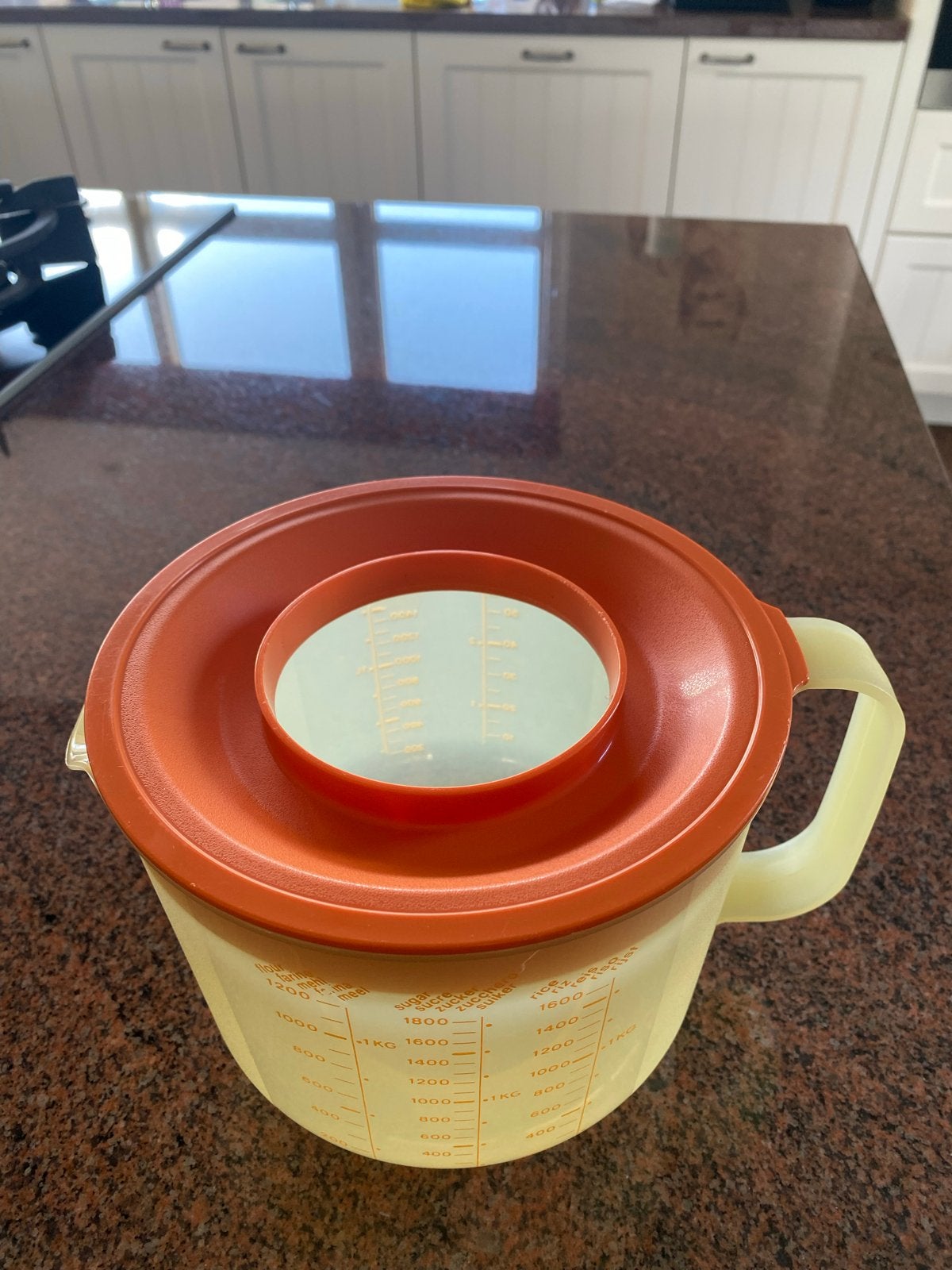 Tupperware Maatkan met Deksel - 2 Liter, Huis en Inrichting, Keuken | Tupperware, Overige kleuren, Beker of Kan, Ophalen of Verzenden