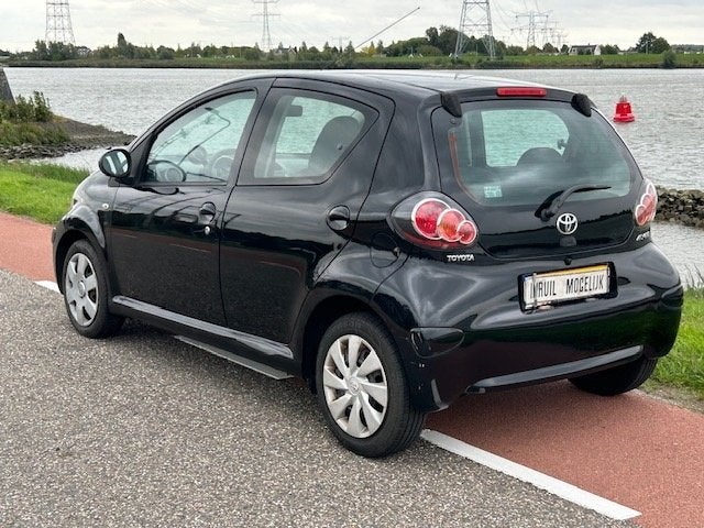 Toyota Aygo 2010 5 deurs airco nwe koppeling/banden 100 % in