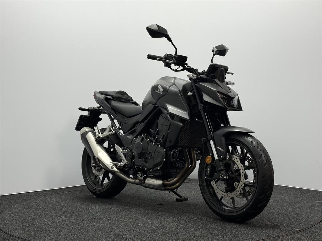 Honda CB 750 HORNET, Bedrijf, 755 cc, 12 t/m 35 kW, Traction Control