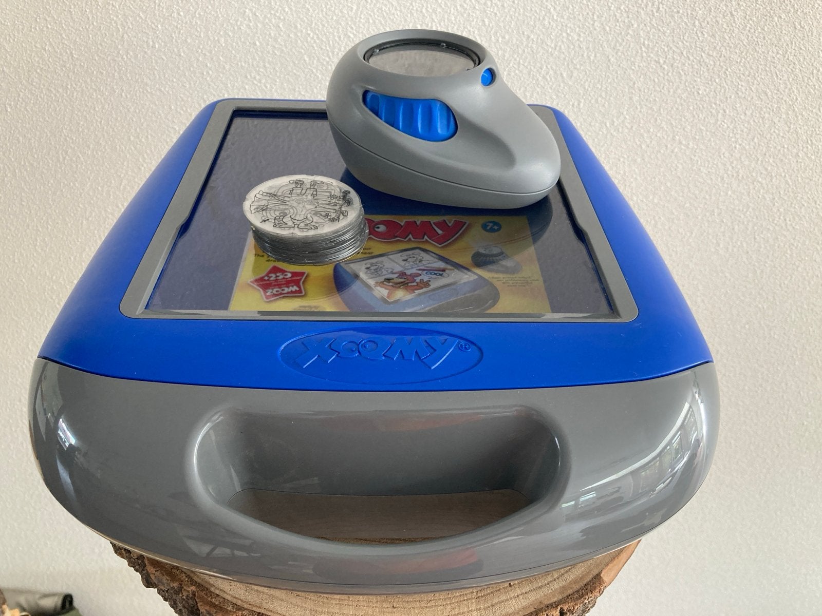 Xoomy tekentafel met projector en sjablonen, Ophalen of Verzenden, Gebruikt, Knutselen, Met licht