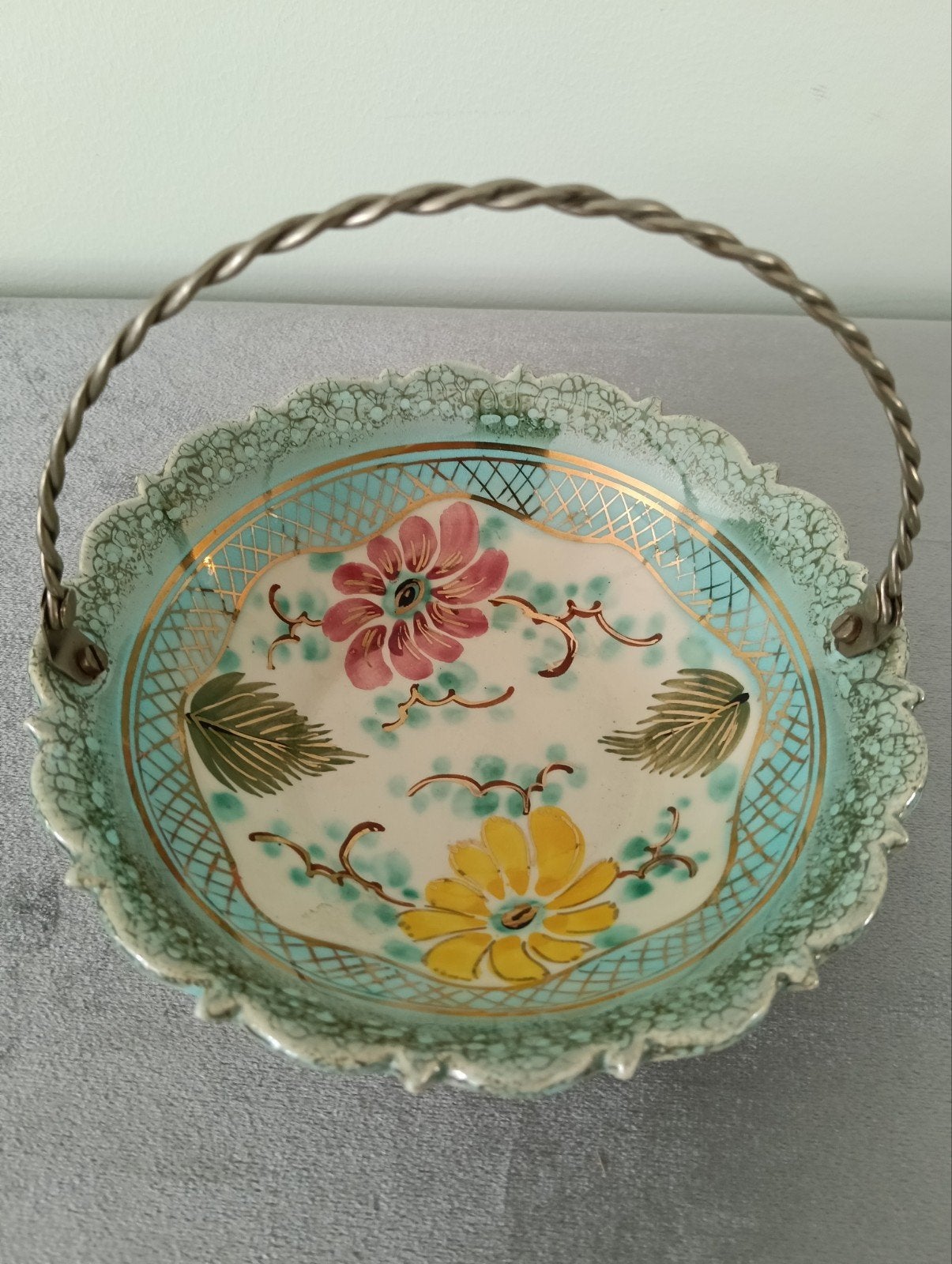 Gouda Plateelmandje, Antiek en Kunst, Ophalen of Verzenden
