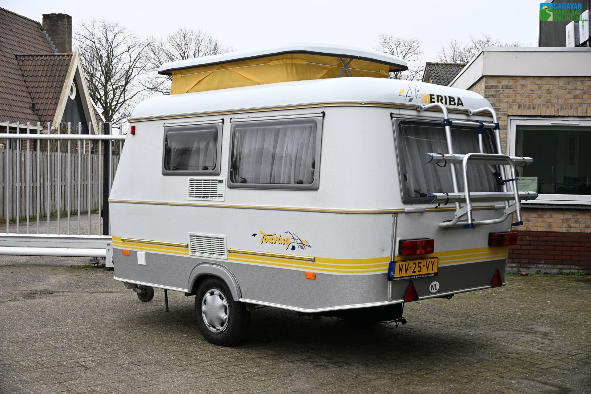 Eriba Touring Familia 310 1999 Luifel met zijwanden Lichtgew, Standaardzit, Luifel, Bedrijf, Tot en met 3