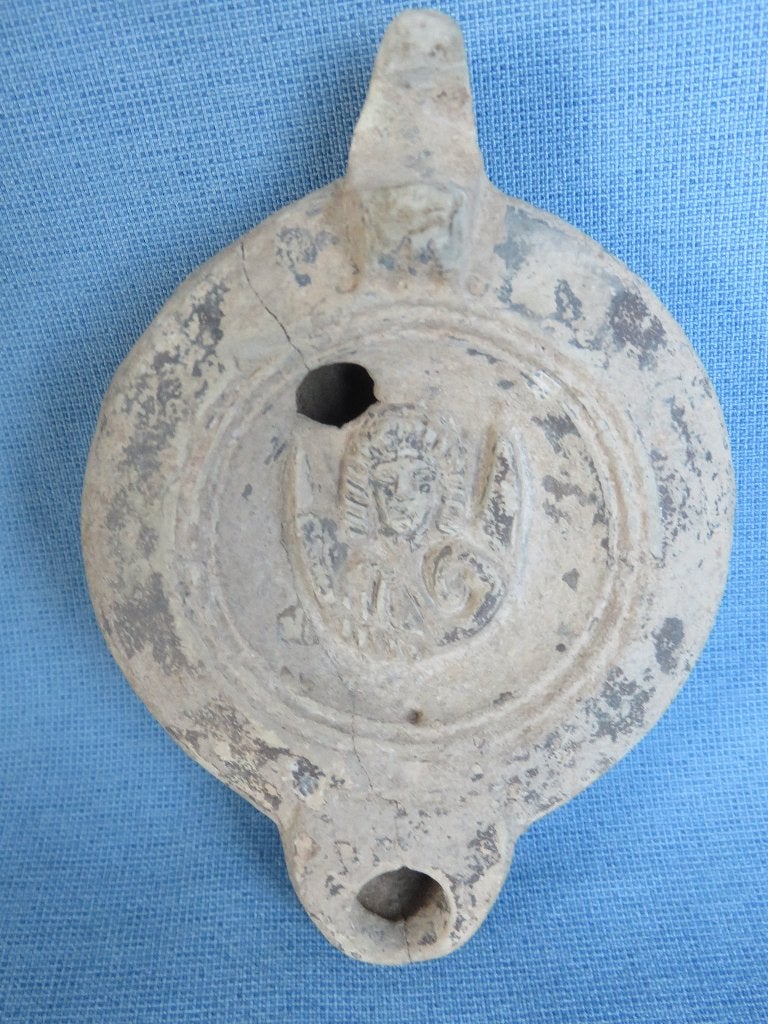 Romeinse rijk - olielamp met Luna - 1e - 2e eeuw A.D., Antiek en Kunst, Antiek | Keramiek en Aardewerk, Ophalen of Verzenden