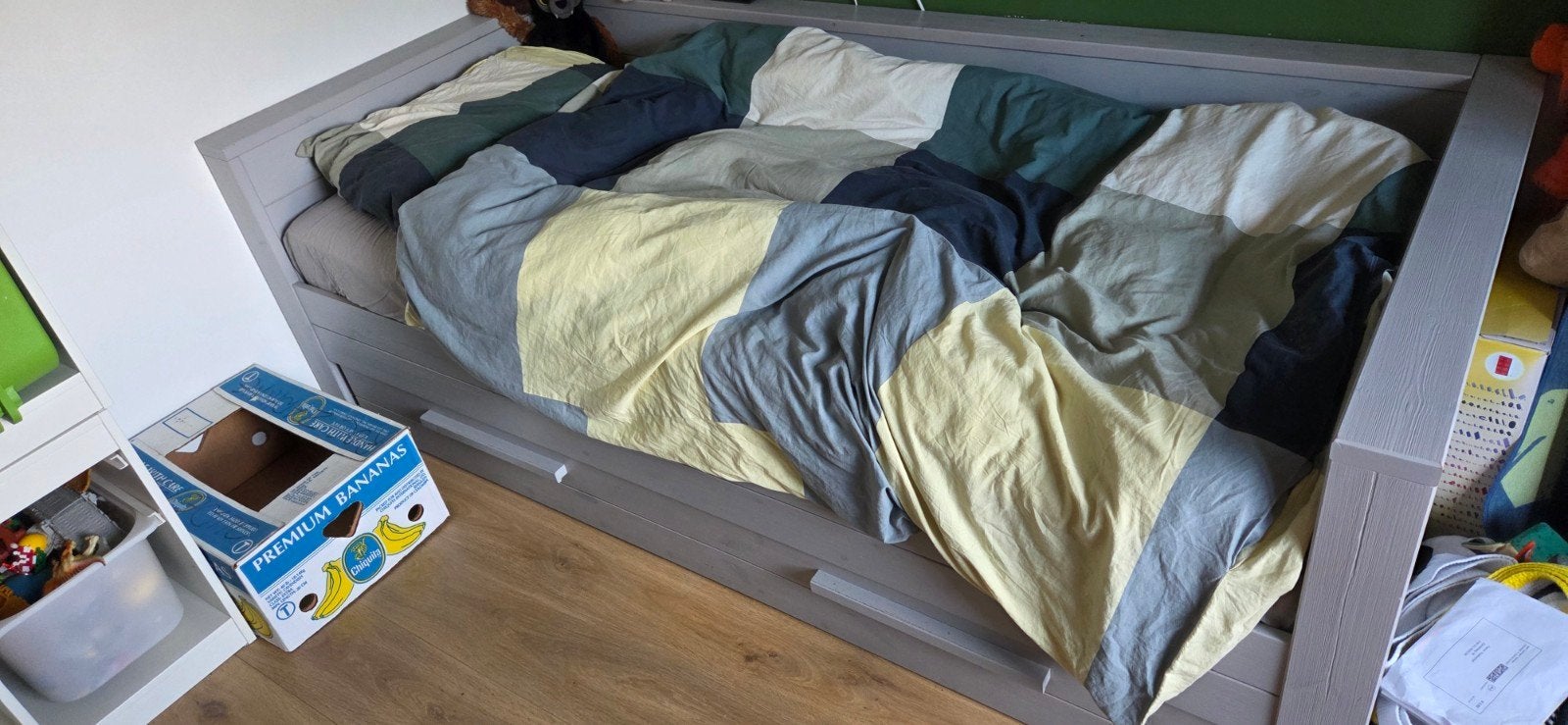 Eenpersoonsbed met lade en kledingkast, Ophalen, Gebruikt