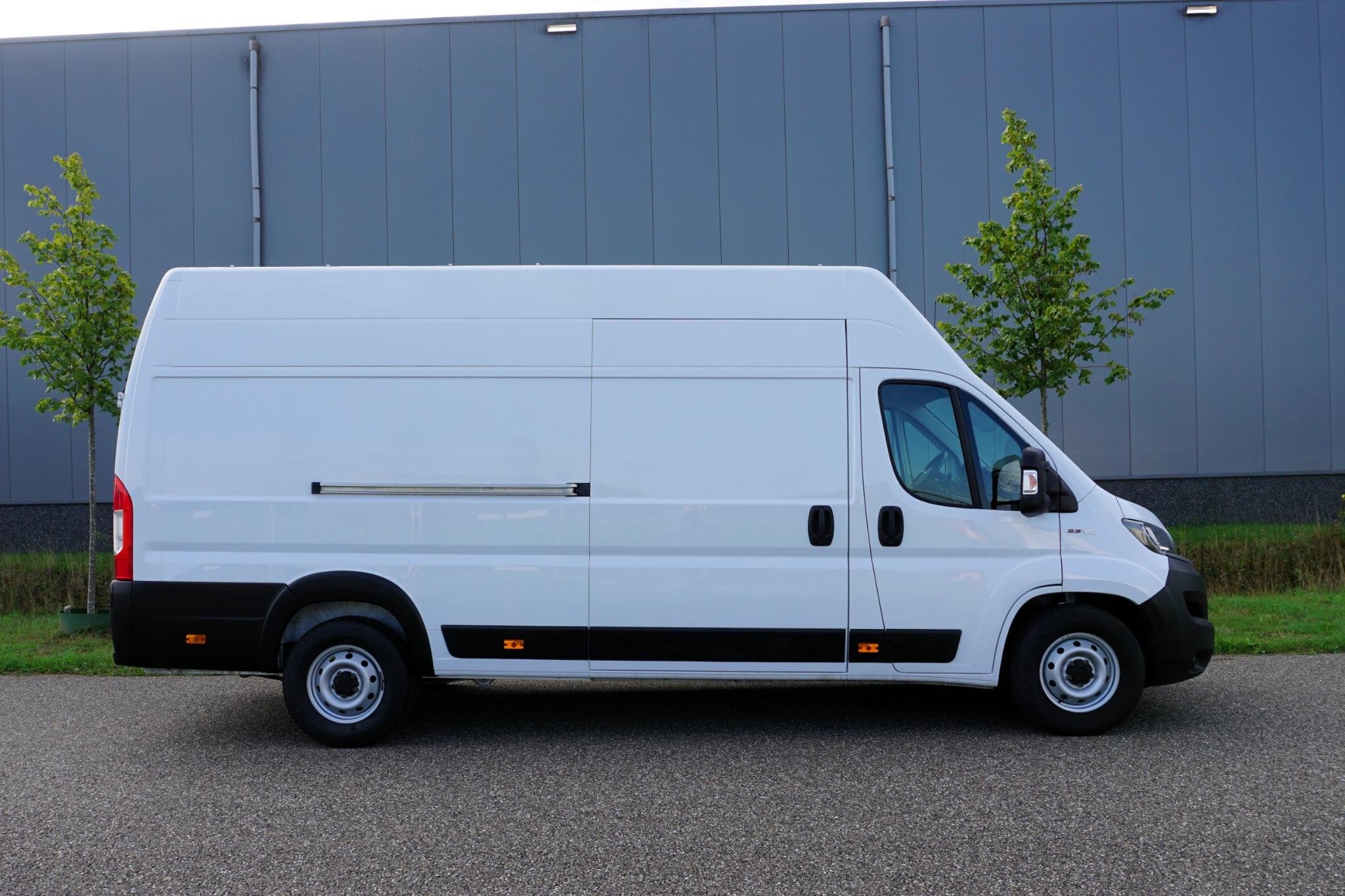 Fiat Ducato 35H 2.3 MultiJet L4H3 160 pk |Topstaat |Camera |, Voorwielaandrijving, Dealer onderhouden, Stof, Gebruikt