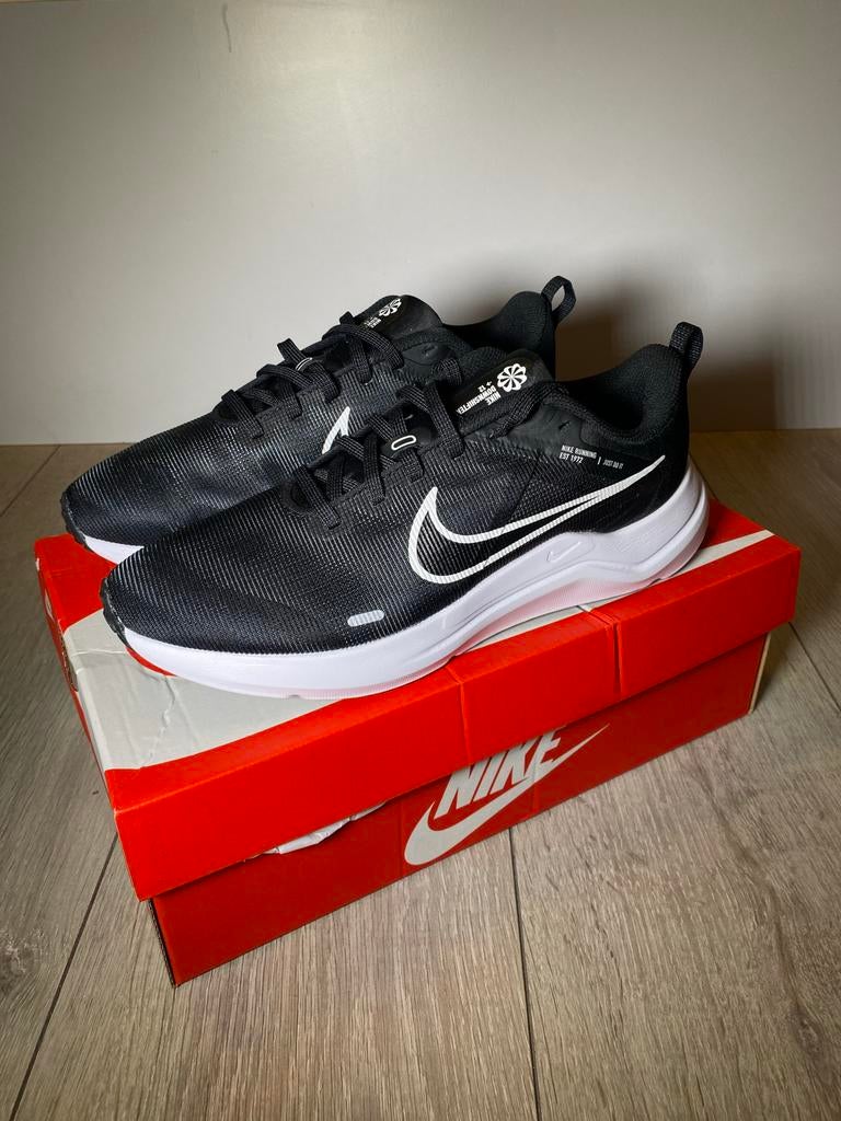 Nike Downshifter 12 maat 40, Ophalen of Verzenden, Nieuw, Zwart, Sneakers of Gympen