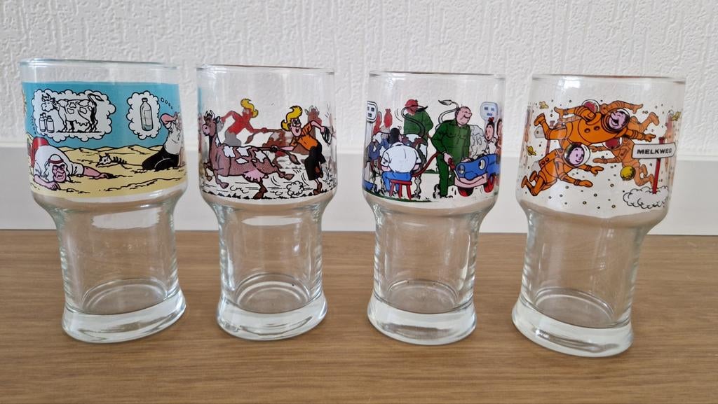Suske en Wiske glazen Albert Heijn (4 stuks), Ophalen, Suske en Wiske, Gebruikt, Gebruiksvoorwerp