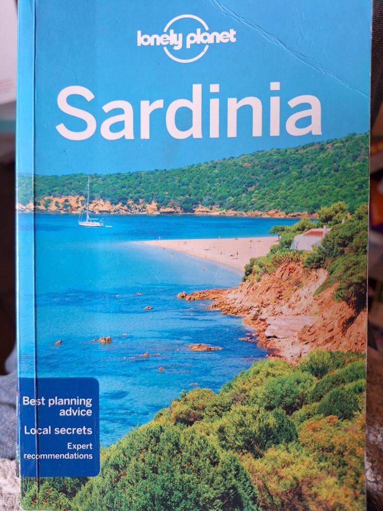 Lonely planet Sardinia, Lonely Planet, Europa, Ophalen of Verzenden, Zo goed als nieuw