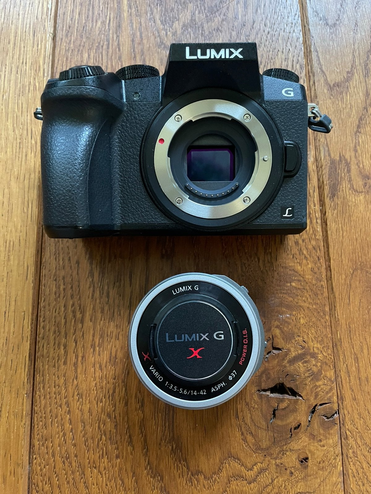 Panasonic Lumix G7 + Lumix G X 14-42mm Power O.I.S., Audio, Tv en Foto, Fotocamera's Digitaal, Ingebouwde flitser, Lensdop, Panasonic