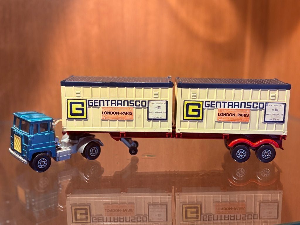 Matchbox Super Kings K-17 Trailer Scammell tractor 25cm lang
