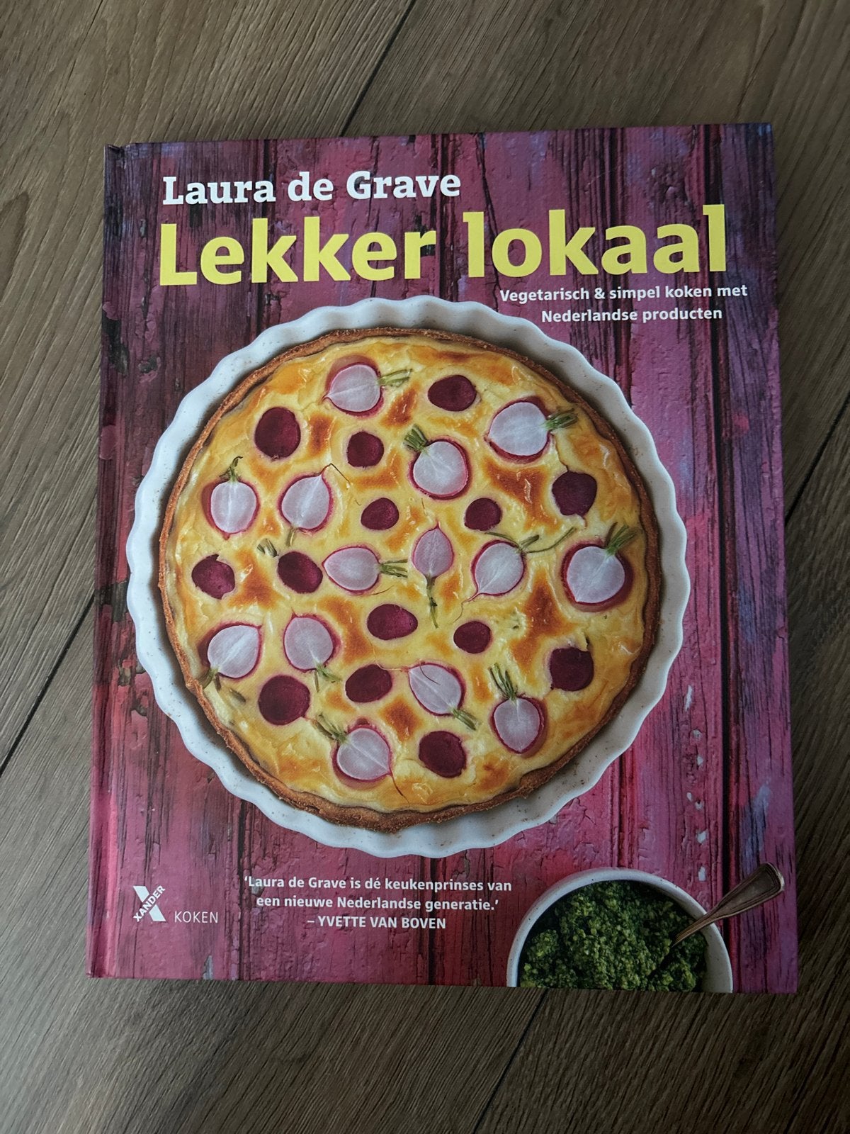 Lekker Lokaal - Vegetarisch kookboek Laura de Grave, Ophalen, Zo goed als nieuw, Nederland en België, Gezond koken
