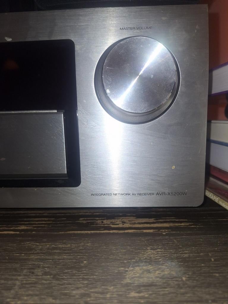 Defecte Denon AVR-X5200W - Voor onderdelen/reparatie, Overige systemen, Denon, Ophalen of Verzenden, Niet werkend