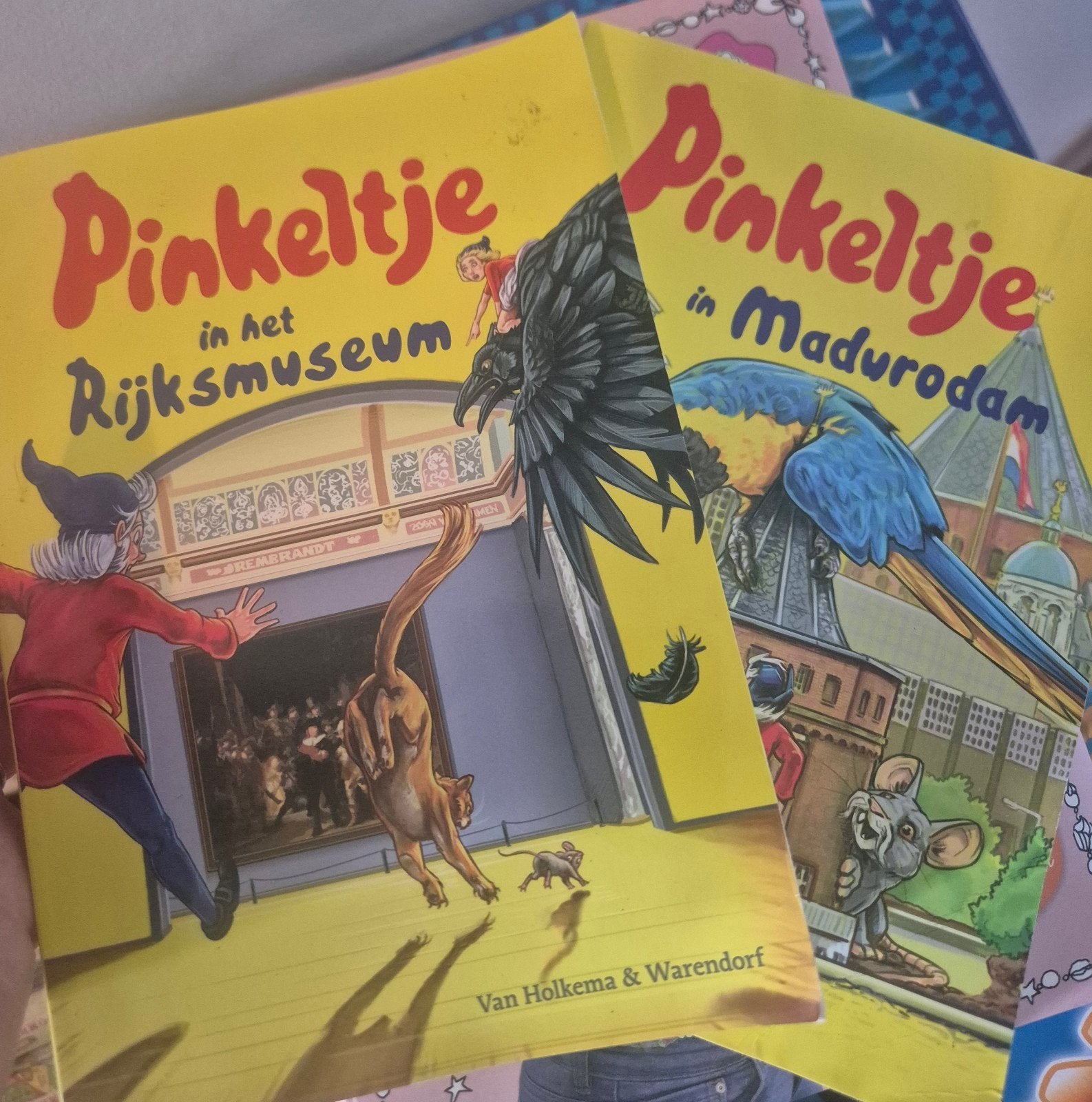 Pinkeltje in het Rijksmuseum & Pinkeltje in Madurodam, Ophalen of Verzenden