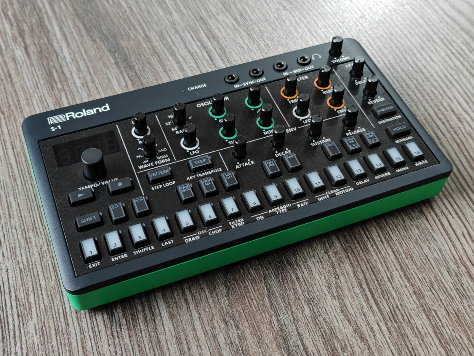 Roland AIRA compact S-1 tweak synth, Ophalen of Verzenden, Zo goed als nieuw, Overige aantallen, Roland