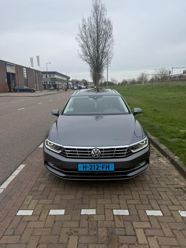 Volkswagen Passat 2.0 TDI DSG 2015 Grijs, Auto's, 1441 kg, 4 cilinders, Stationwagon, Diesel