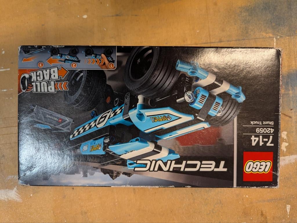 Lego Technic Dozen - 42059 Stunt Truck & 8069 Graafmachine, Gebruikt, Lego, Ophalen of Verzenden, Technic
