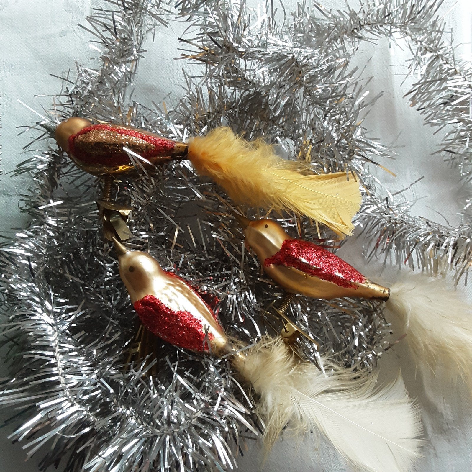 Vintage oude glazen vogeltjes, goudkleurig, rode versiering, Ophalen of Verzenden