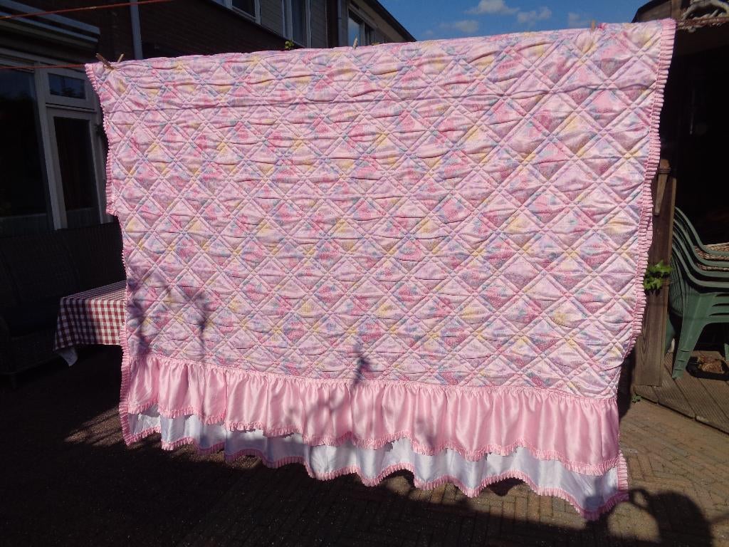 roze sprei, Overige typen, Tweepersoons, Ophalen of Verzenden, Zo goed als nieuw