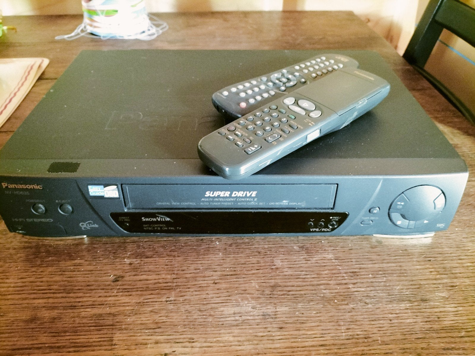 Panasonic Super Drive VHS-speler met afstandsbedieningen, Ophalen, Gebruikt, VHS-speler of -recorder