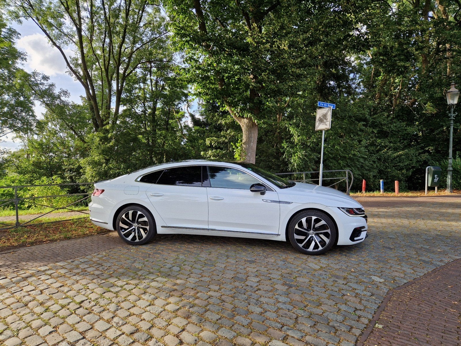 Volkswagen Arteon 2.0 TSI 190pk 7-DSG 2019 Wit, Arteon, 1800 kg, 1984 cc, Wit