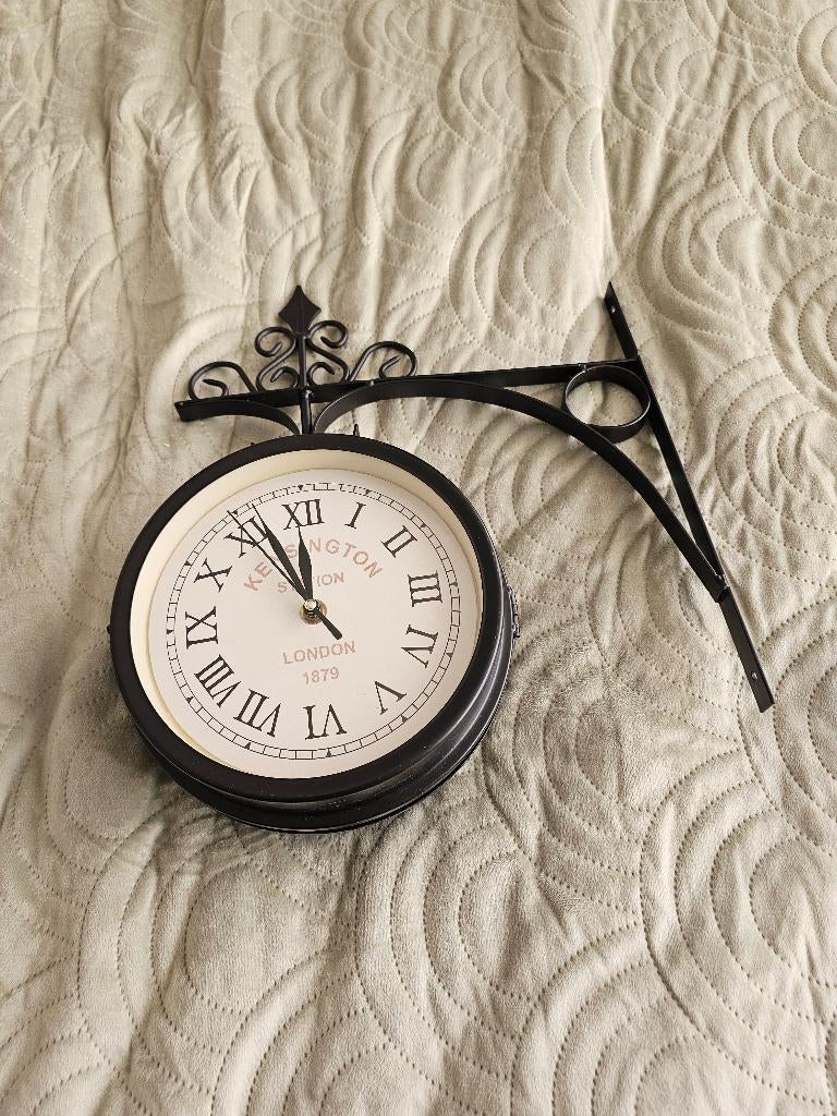 Kensington Station Wandklok - Dubbelzijdig, Ophalen, Zo goed als nieuw, Analoog, Wandklok
